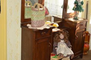 Punčke iz desetih držav so častitljive starosti 10